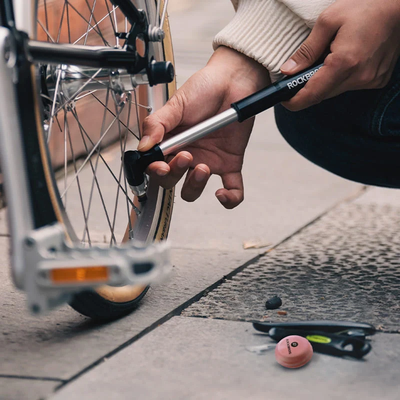 Mini Glueless Bike Tire Patch Kit - Image 13