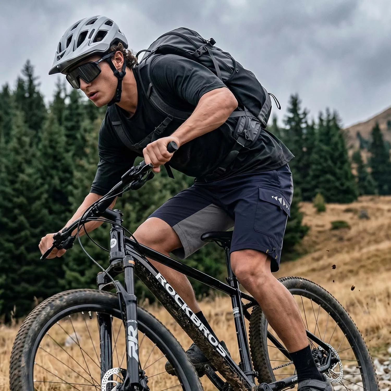 Men's 2-in-1 Cycling Shorts with Detachable Padded Liner - Image 11