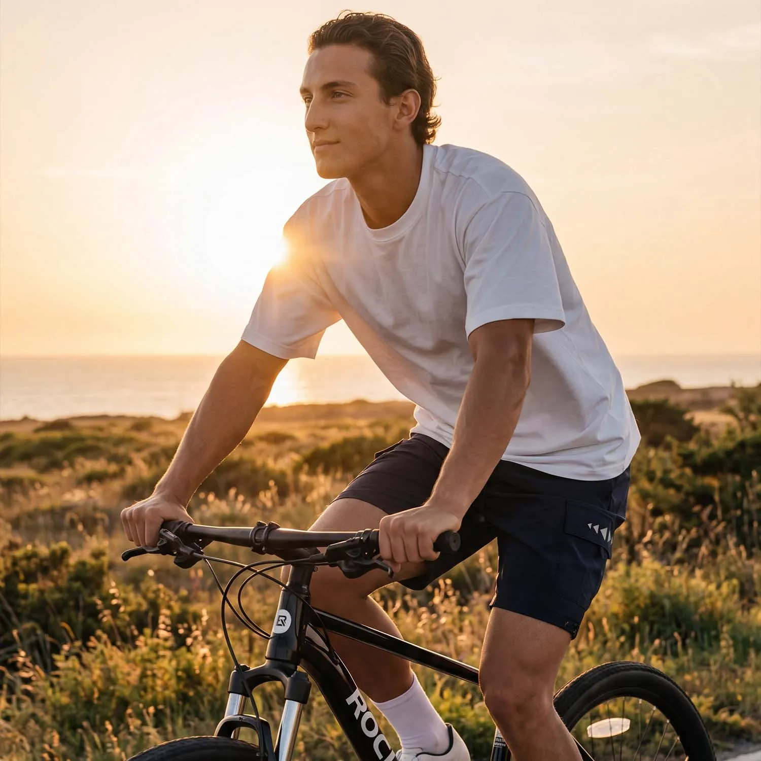 Men's 2-in-1 Cycling Shorts with Detachable Padded Liner - Image 9