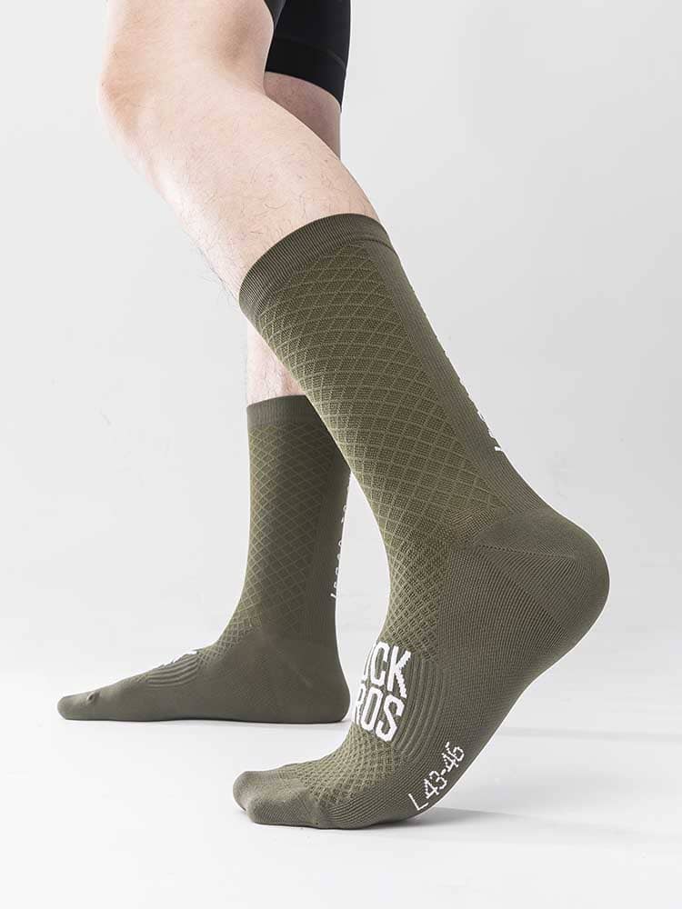 ROAD-TO-SKY Breathable Cycling Socks - Image 10