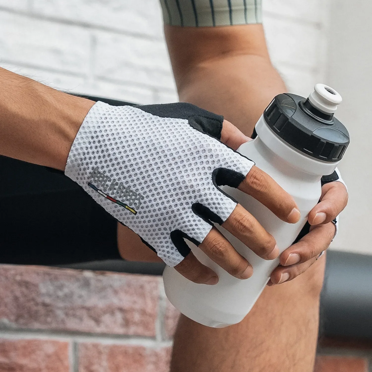 ROAD TO SKY EPS Short Finger Cycling Gloves - Image 13