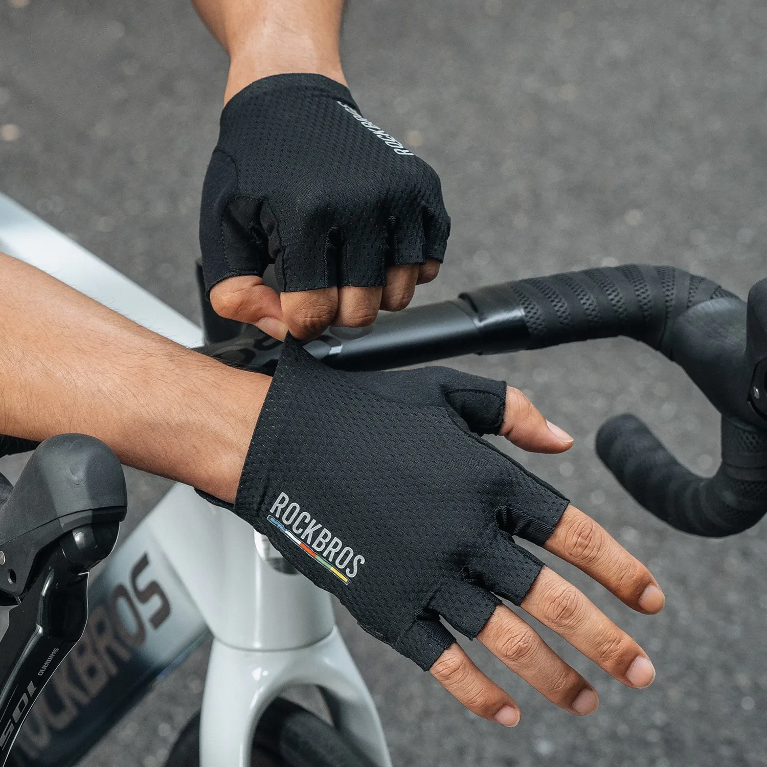 ROAD TO SKY EPS Short Finger Cycling Gloves - Image 14