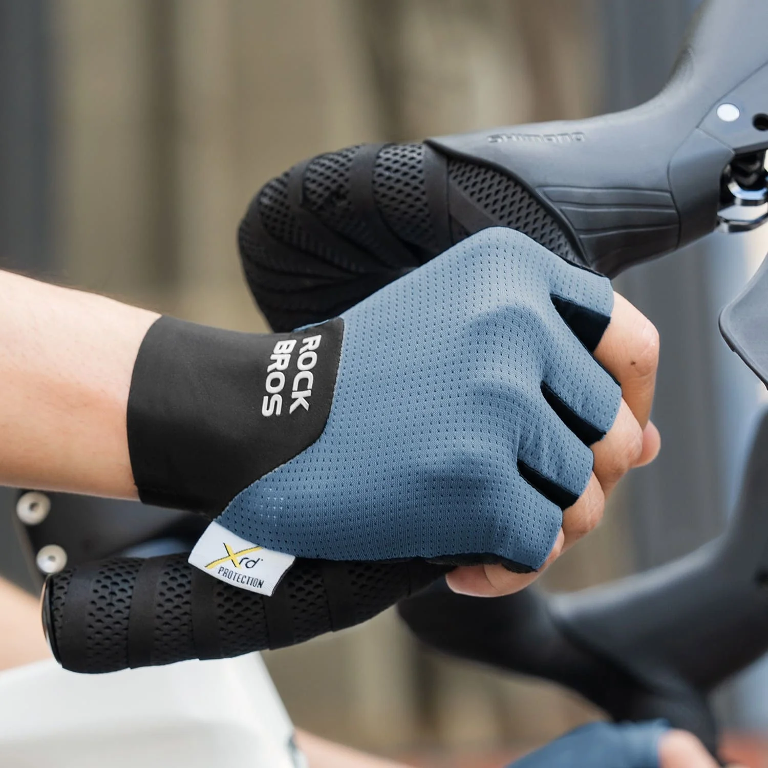 S403 Minimalist Half Finger Cycling Gloves - Image 16