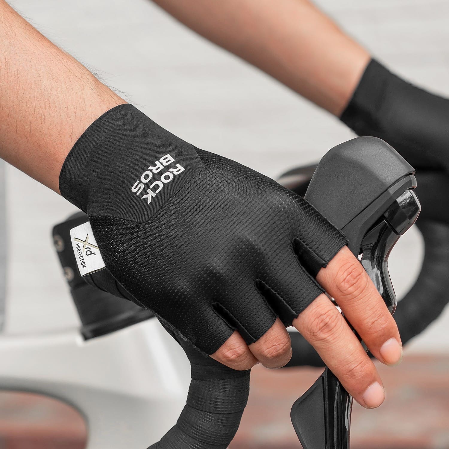 S403 Minimalist Half Finger Cycling Gloves - Image 5